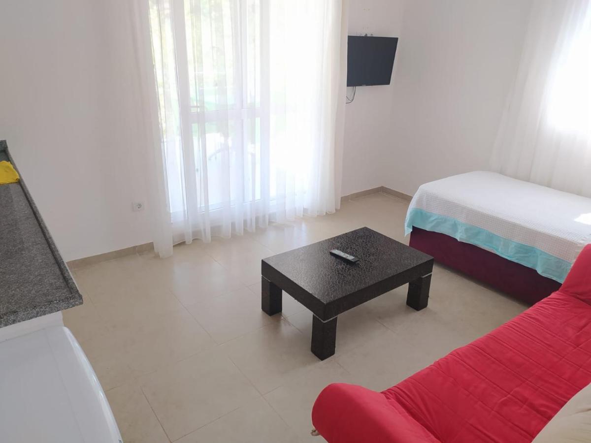 Bucak Apart Hotel Goecek & Beach Exterior photo